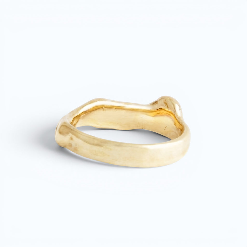 apollo wedding ring for her in yellow gold, product image back view, INNAN Jewellery Berlin