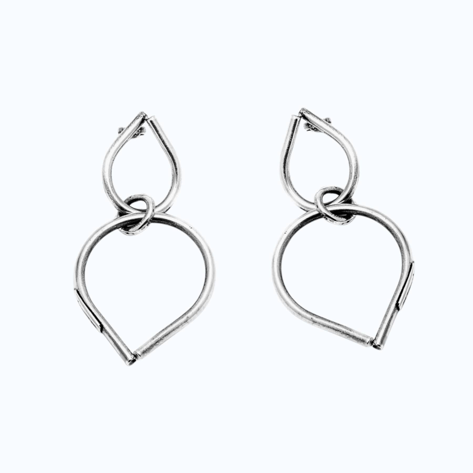 chaotic bond earrings in silver, product image, INNAN Jewellery Berlin
