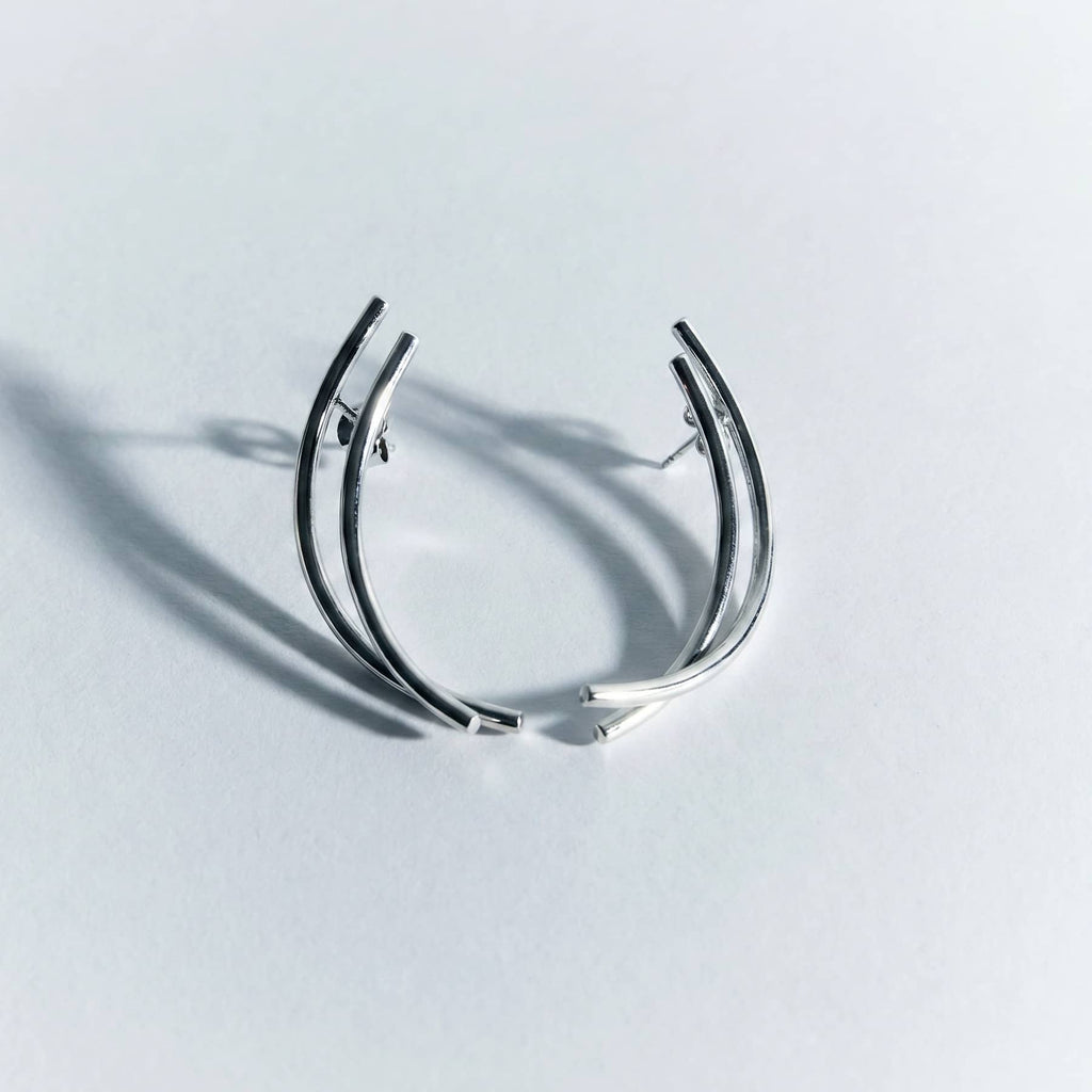 chaotic dawn earrings in silver, product image, INNAN Jewellery Berlin