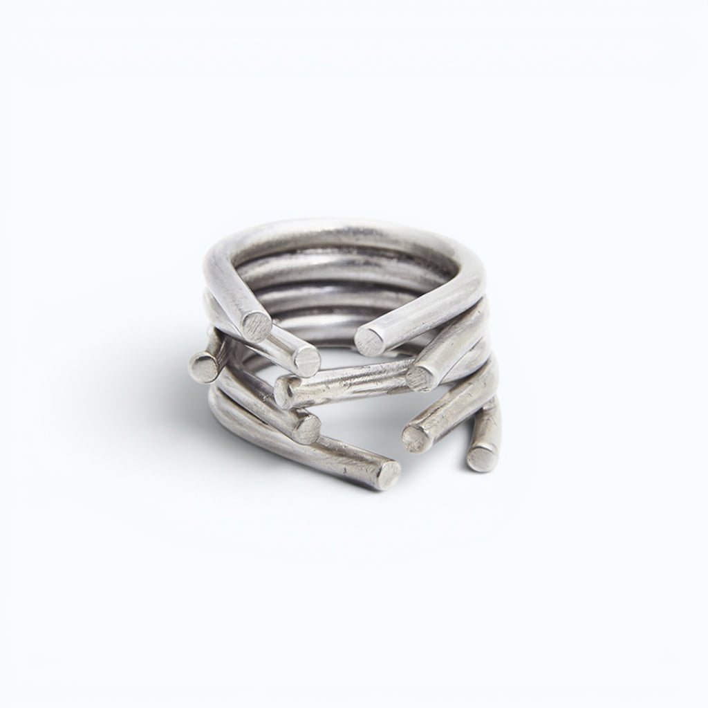 chaotic ring in silver, product image front view, INNAN Jewellery Berlin