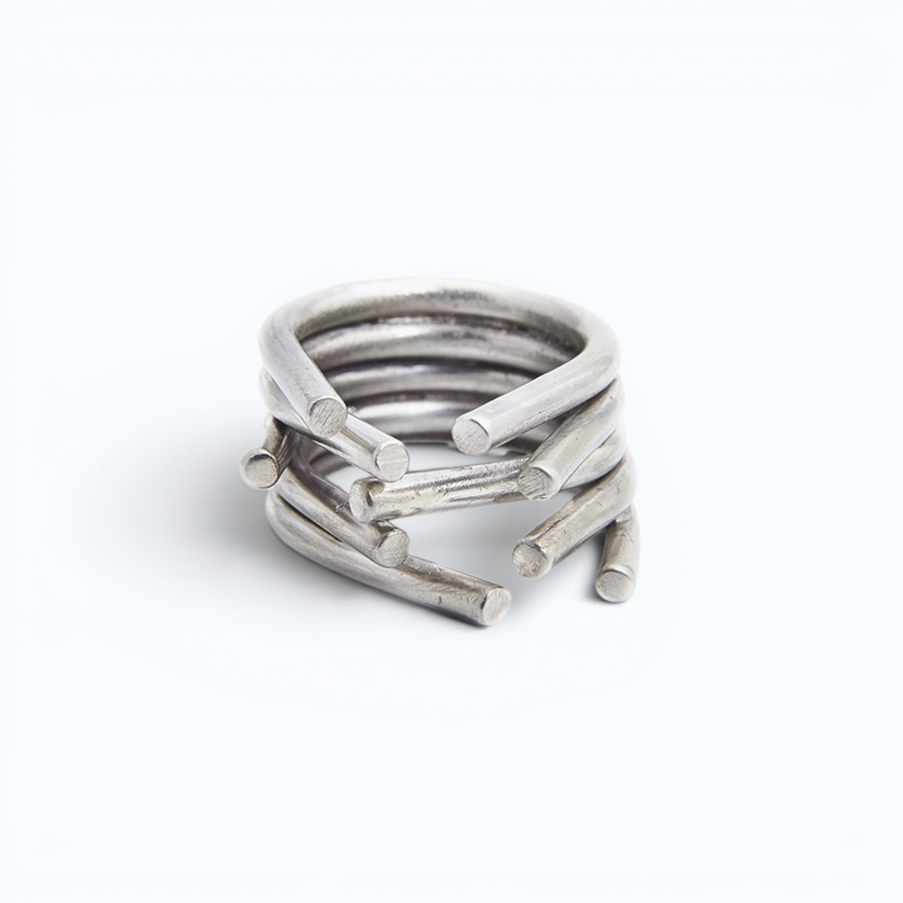 chaotic ring in silver, product image front view, INNAN Jewellery Berlin