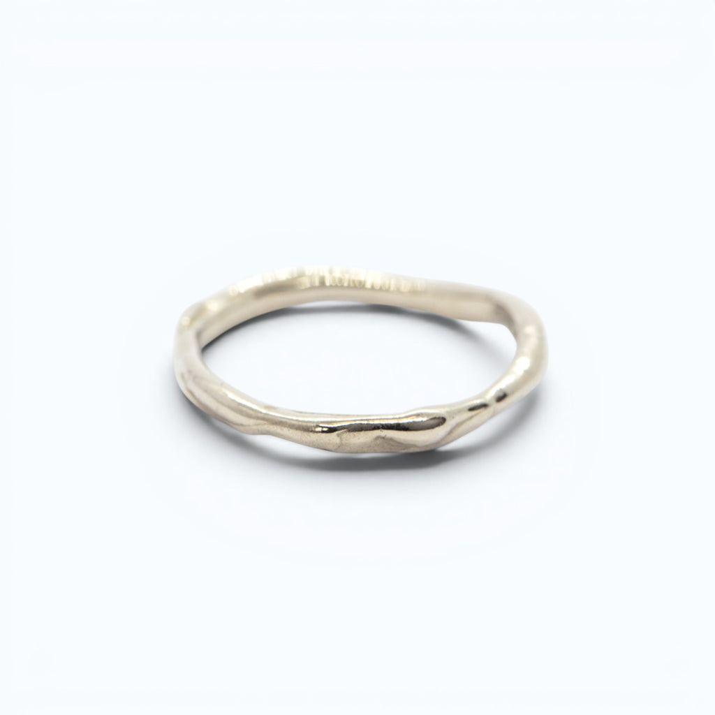 erato wedding ring for her in white gold, product image front view, INNAN Jewellery Berlin