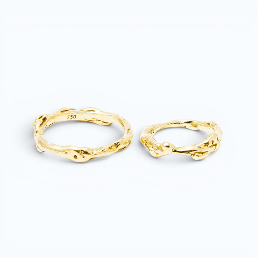 haliae hers and his wedding bands in yellow gold, product image, INNAN Jewellery Berlin