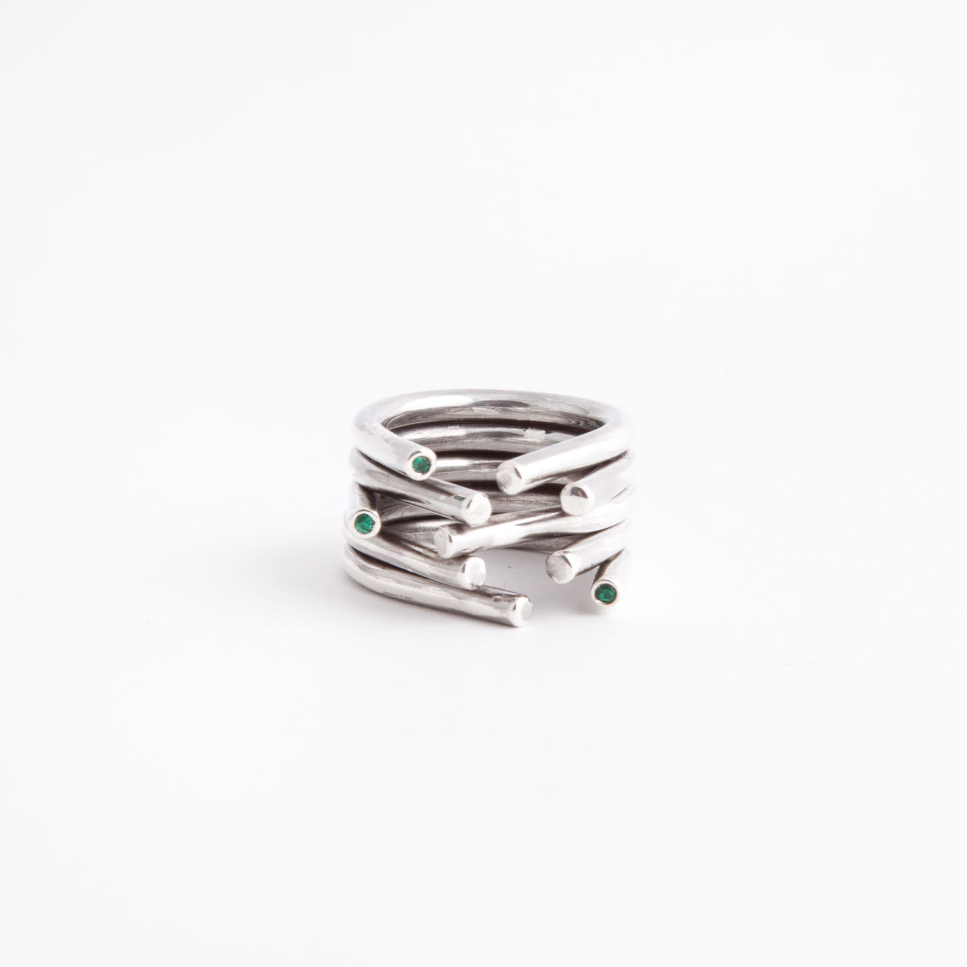 Ring Chaotic silver with green emeralds standing product view innan jewellery independent atelier berlin