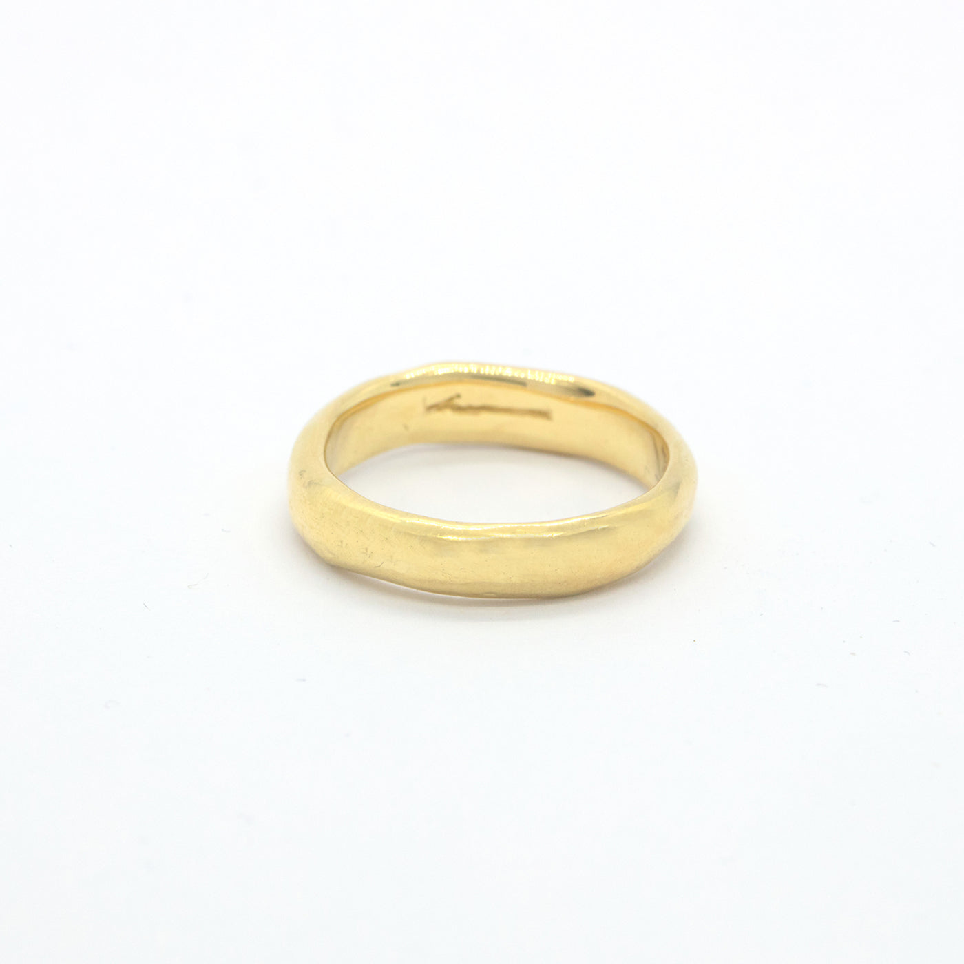 Ring Tara Wedding Band for Her 14ct or 18ct yellow gold product view innan jewellery independent atelier berlin