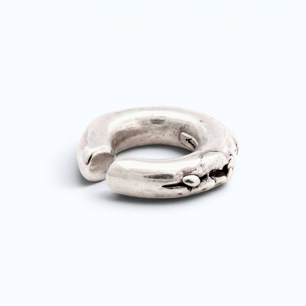 silver alda ear cuff, product image, INNAN Jewellery Berlin