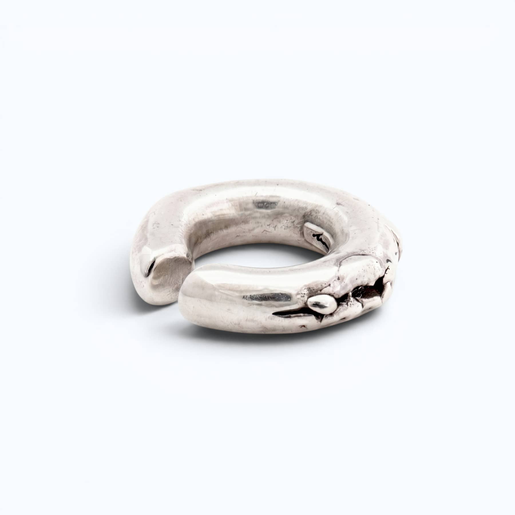silver alda ear cuff, product image, INNAN Jewellery Berlin