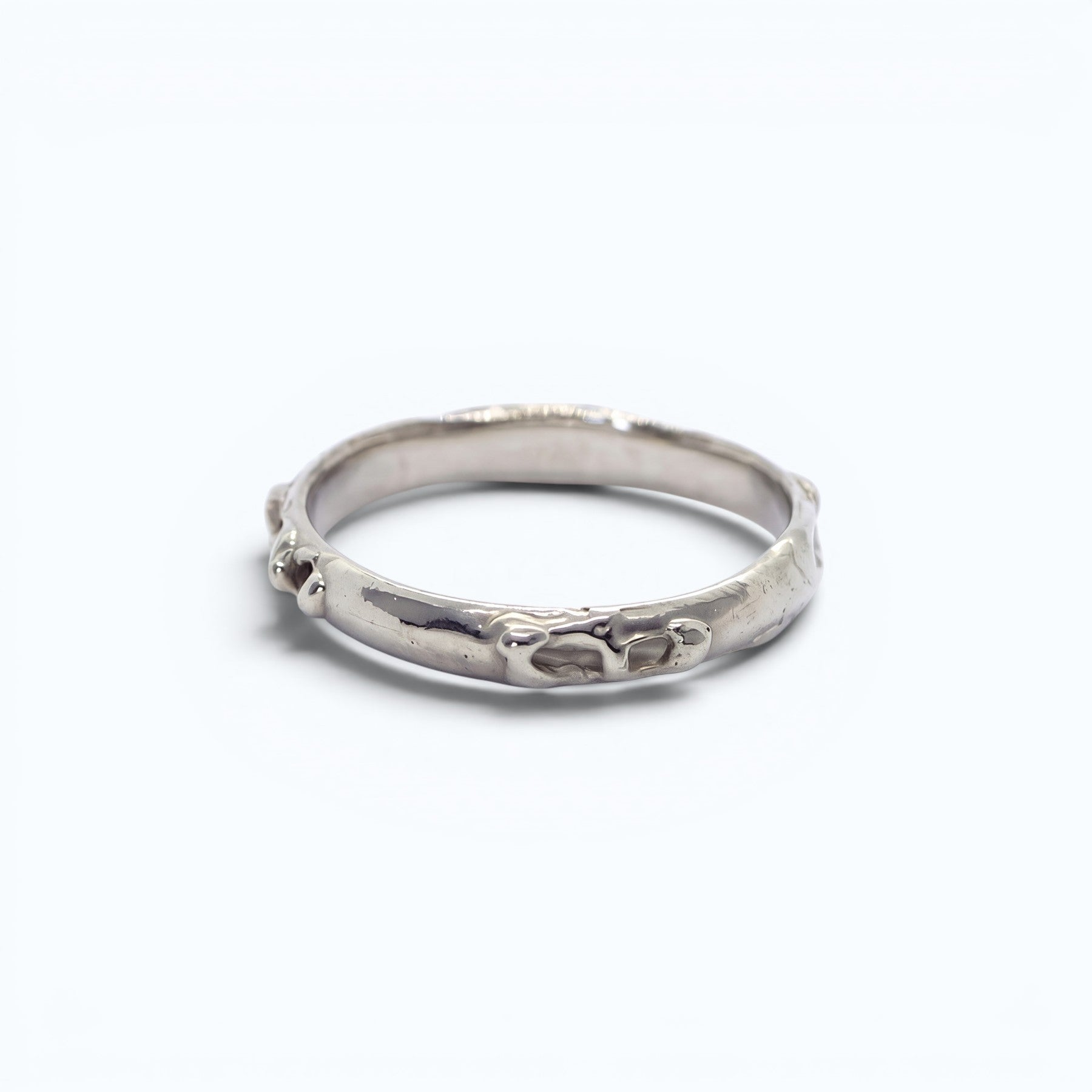 antre wedding ring for her in white gold with champagne diamonds, product image, INNAN Jewellery Berlin