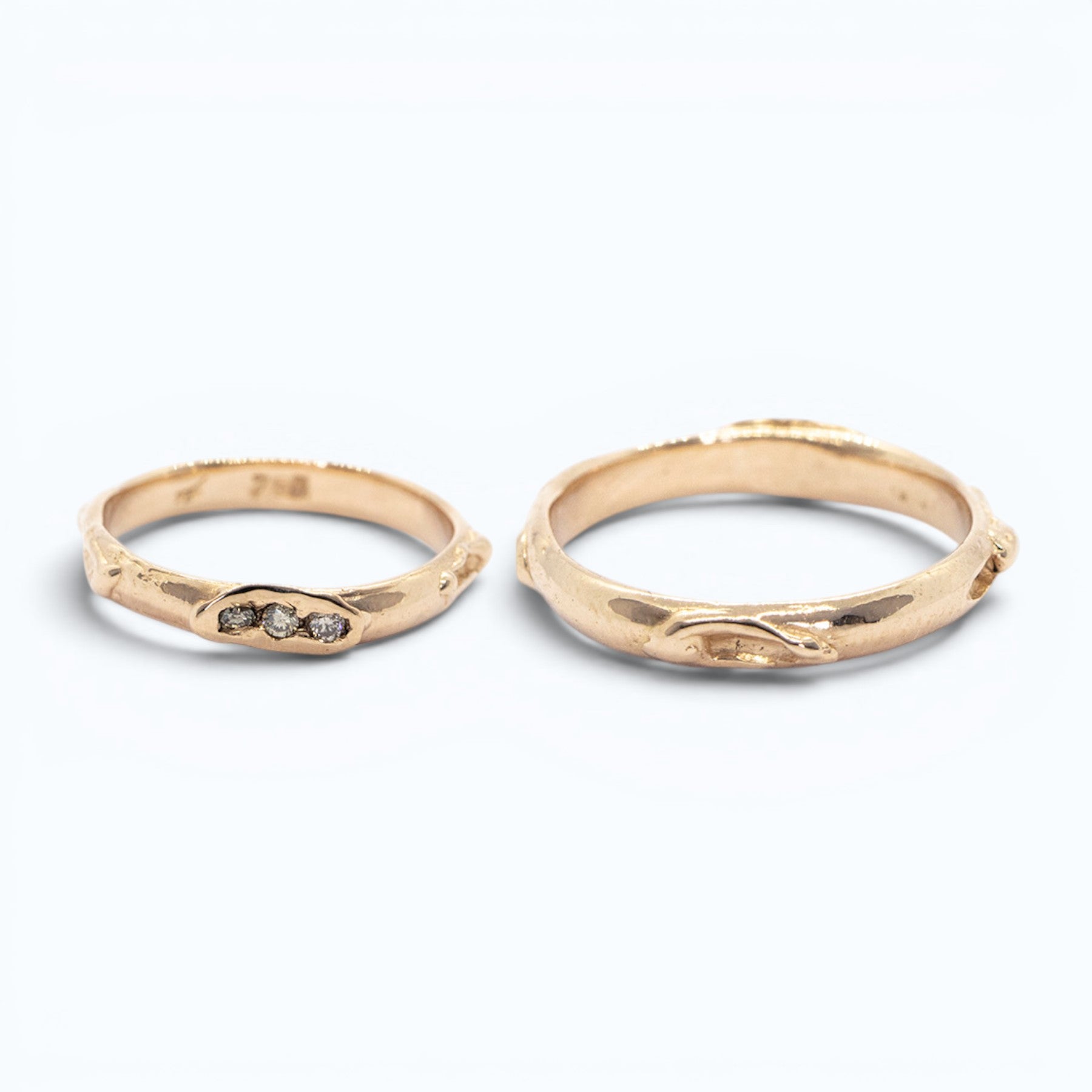 antre wedding ring for her in rose gold with champagne diamonds, product image side view, INNAN Jewellery Berlin