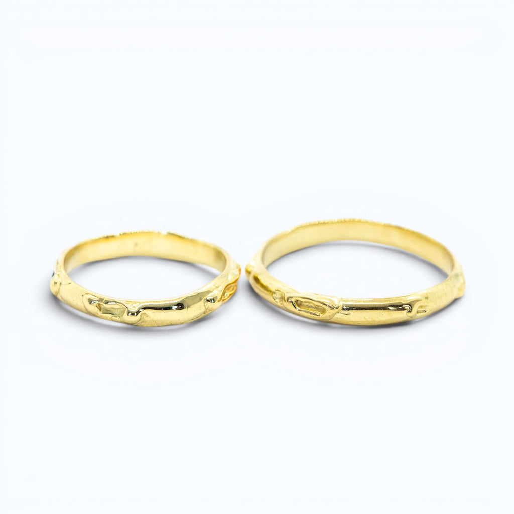 antre wedding ring for her in yellow gold with black diamonds, product image, her and his bands, INNAN Jewellery Berlin