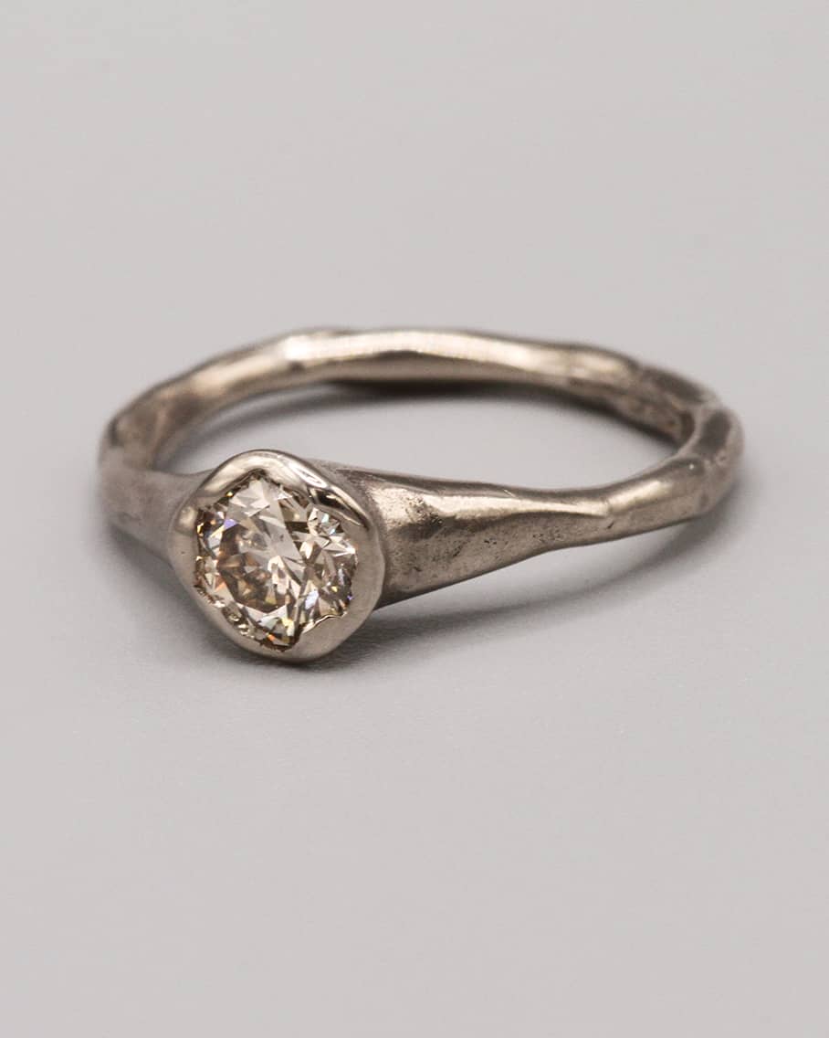 Unikat Weißgoldring mit Champagnerdiamant