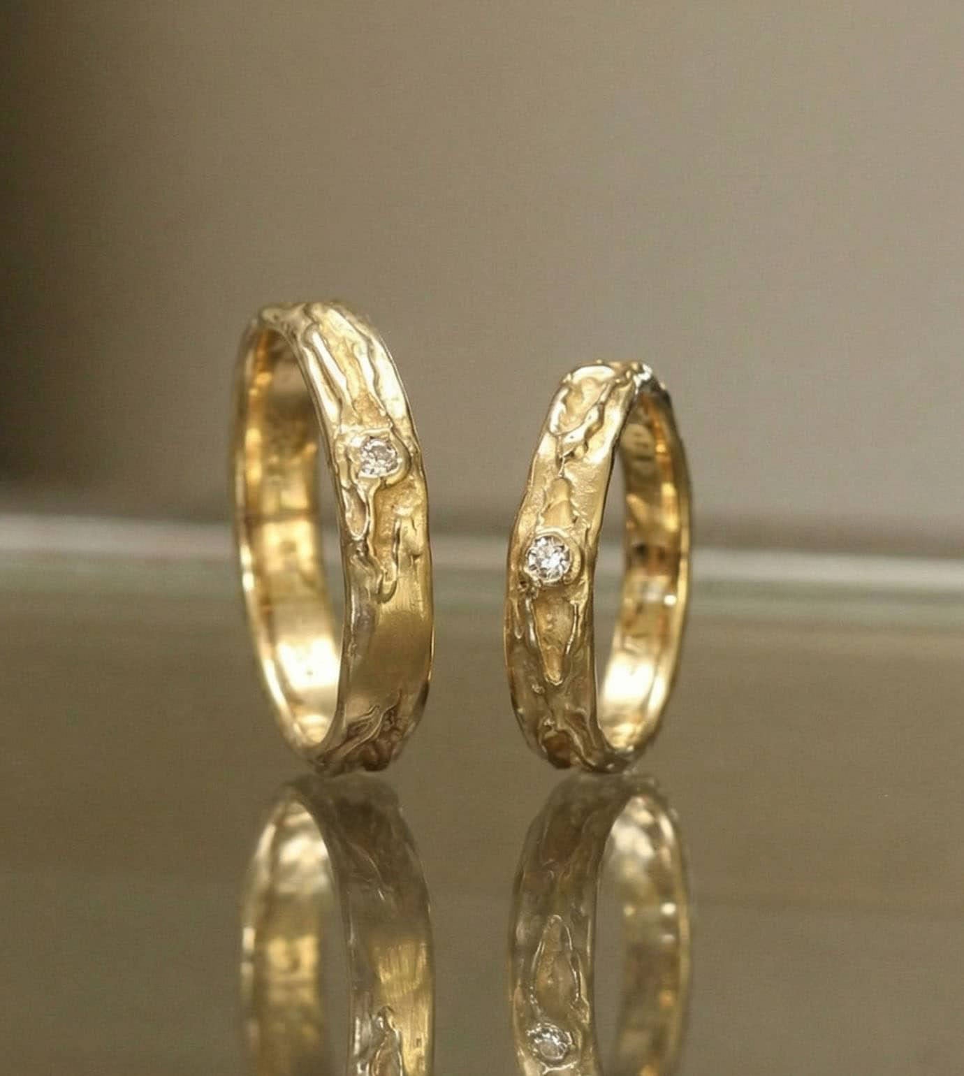 WEDDING RINGS