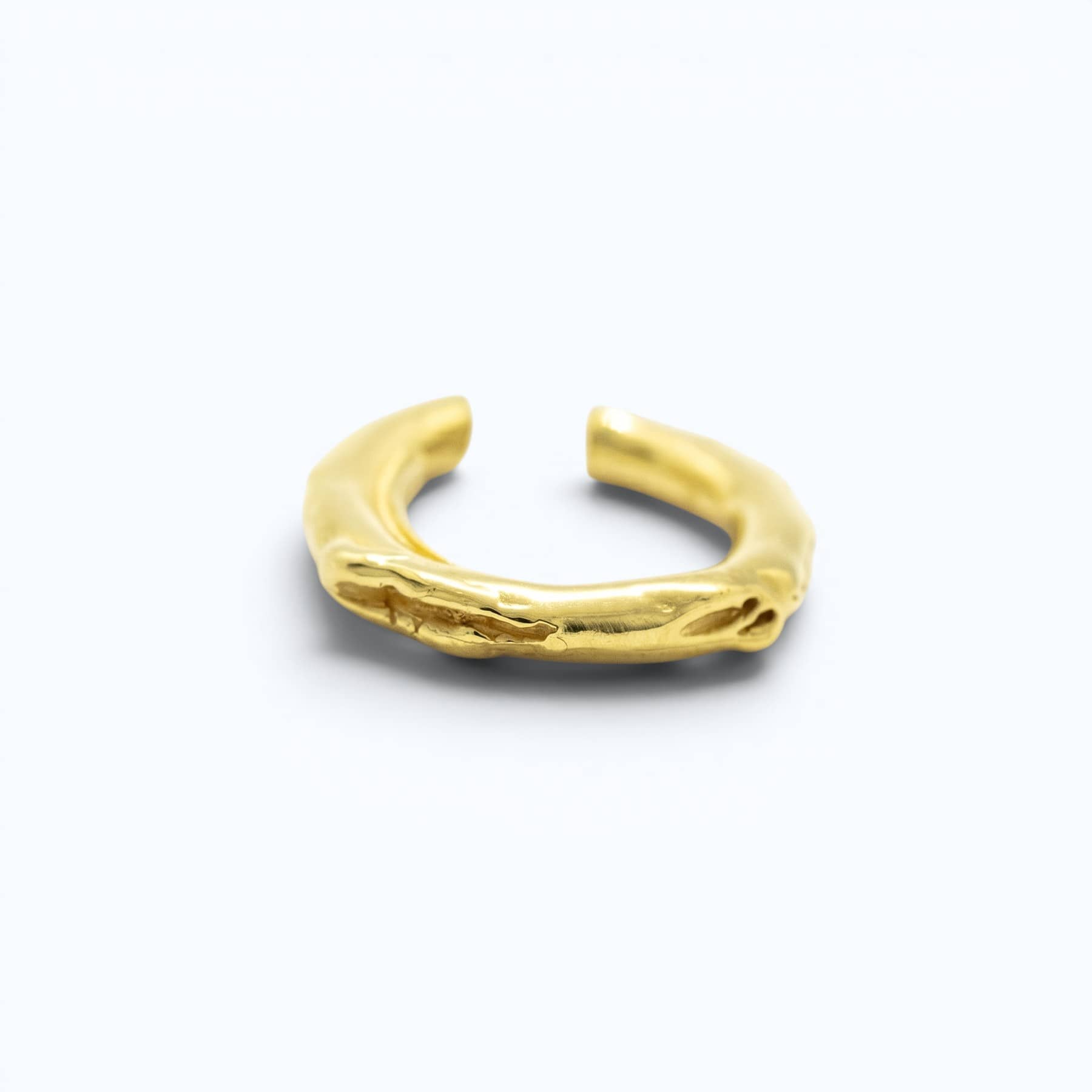 silver cenote ear cuff, product image, INNAN Jewellery Berlin