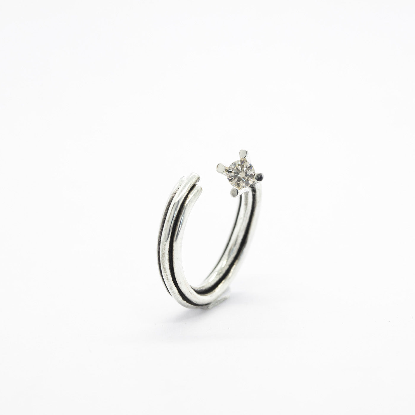 ring vortex silver 0.33ct champagne diamond front product view innan jewellery independent atelier berlin