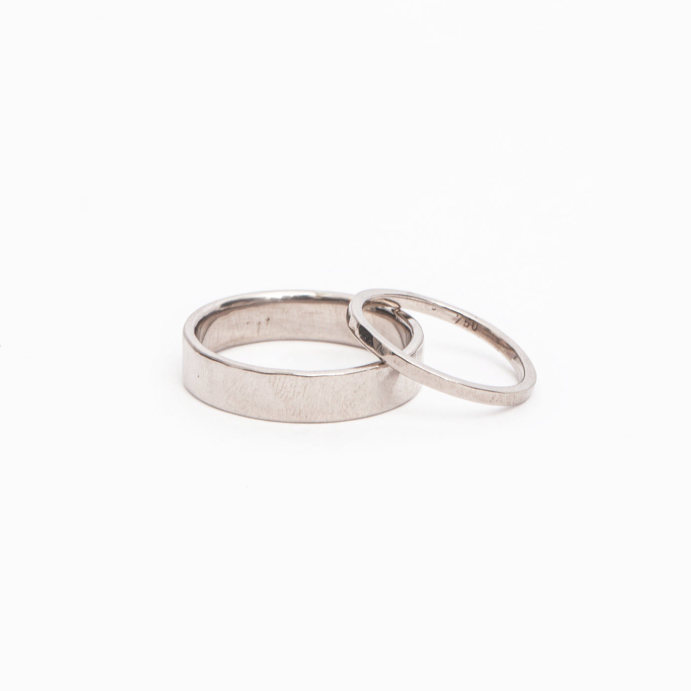wedding ring freya for her white gold  product view innan jewellery independent atelier berlin