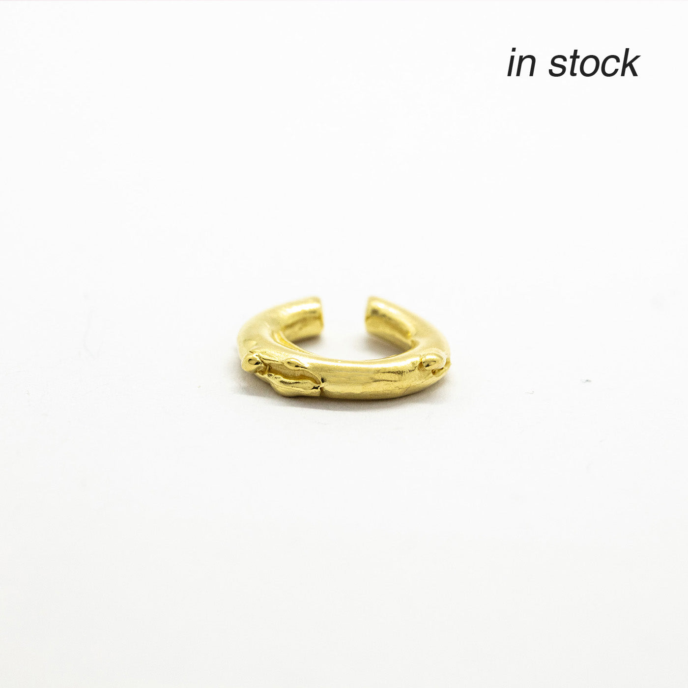 ear cuff cenote mini gold  silver 18ct gold plated product view innan jewellery independent atelier berlin in stock