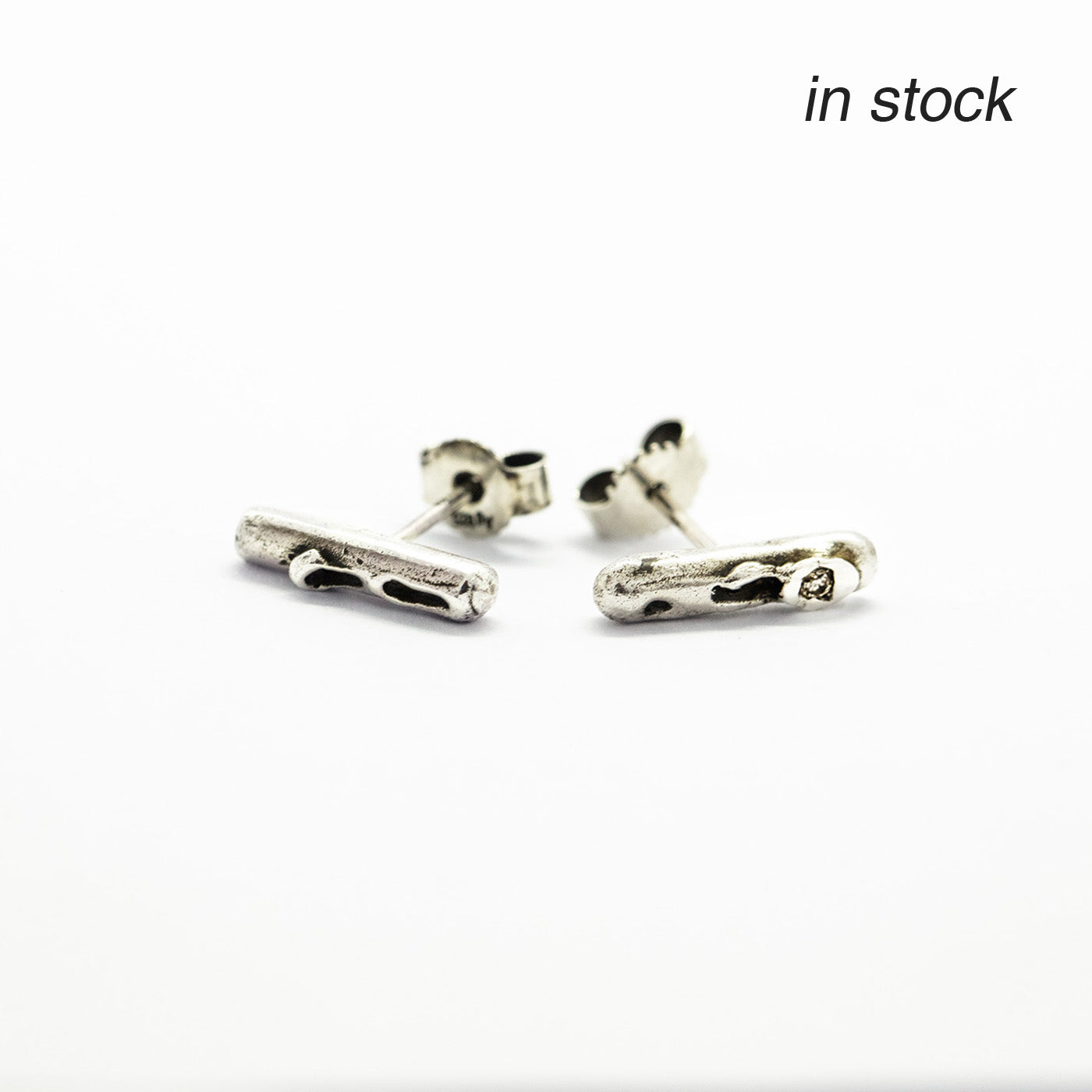 earrings cenote bar silver champagne diamond product view innan jewellery independent atelier berlin in stock