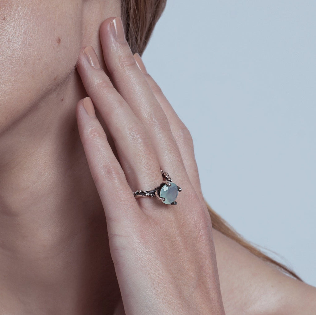 ring stardust silver blue chalcedony on the model innan jewellery