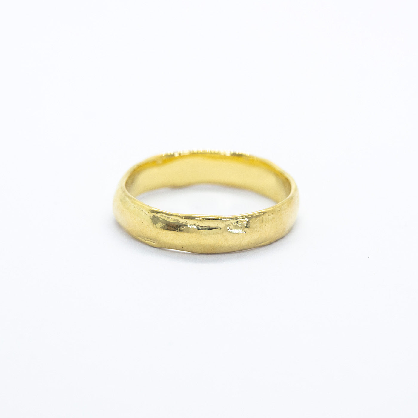 ring verve X wedding band for him yellow gold innan jewellery berlin