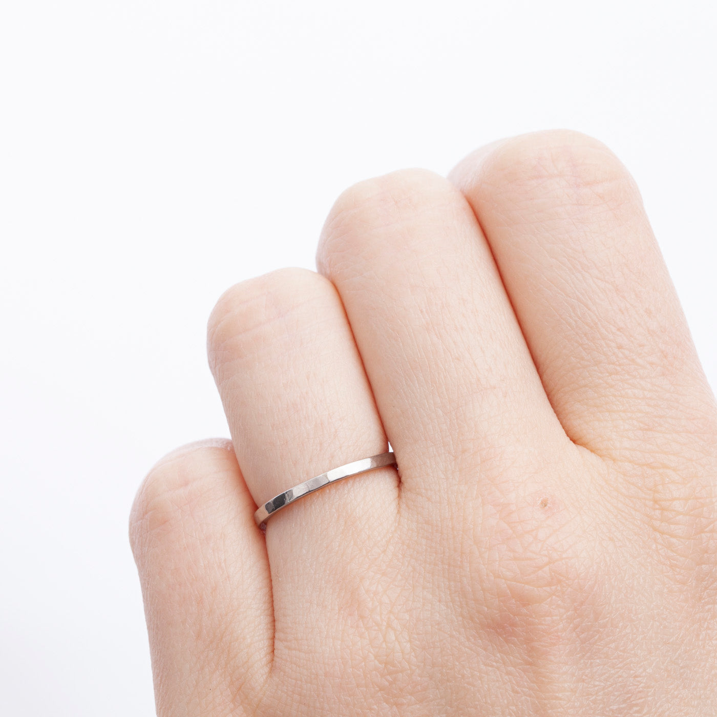 wedding ring freya for her white gold  product view innan jewellery independent atelier berlin